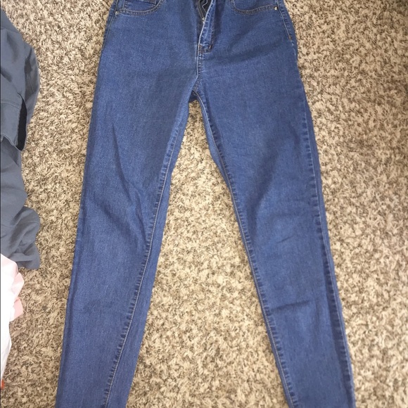 Jeans - Picture 2 of 3